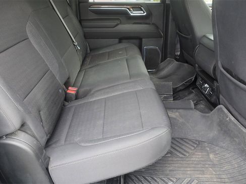 Used 2024 Chevrolet Silverado 2500 LT image 25