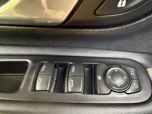 Used 2020 GMC Terrain SLE w/ Driver Convenience Package FWD image 35