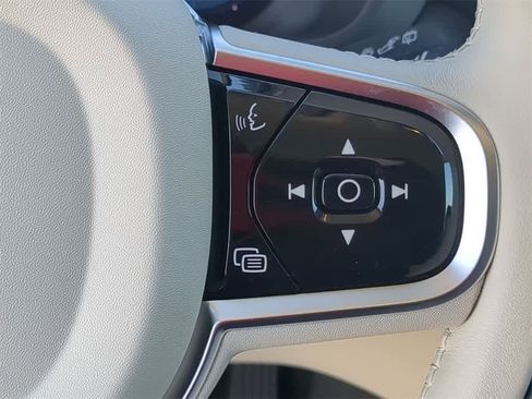 Used 2025 Volvo XC60 T8 Core w/ Protection Package Premier image 23