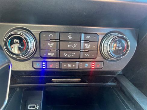 Used 2019 Ford F150 Platinum w/ Max Trailer Tow Package image 28