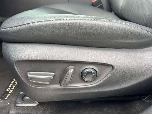 Used 2024 Toyota Grand Highlander Platinum image 16