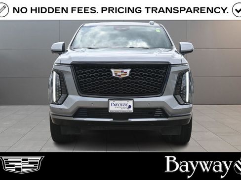 Certified 2025 Cadillac Escalade Sport Platinum w/ LPO, Floor Liner Package AWD/4WD image 2