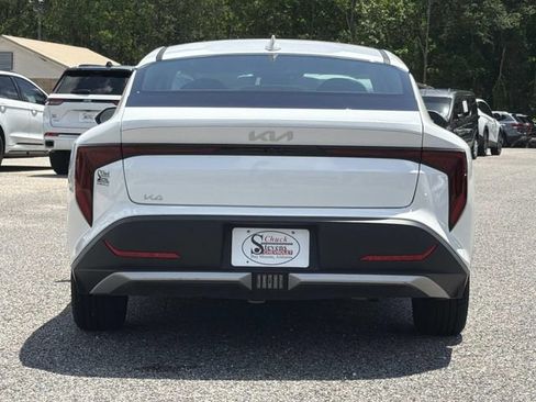 Used 2025 Kia K4 FWD image 8