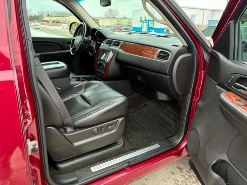 Used 2007 Chevrolet Avalanche LTZ w/ LTZ Preferred Equipment Group image 33