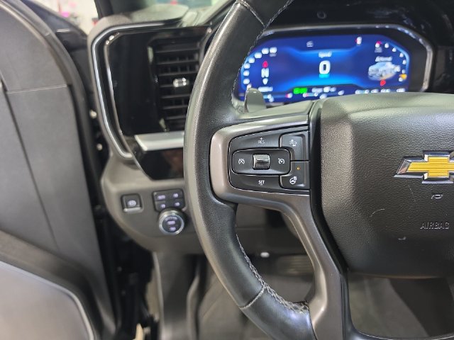 Used 2024 Chevrolet Silverado 1500 High Country w/ High Country Premium Package AWD/4WD image 17