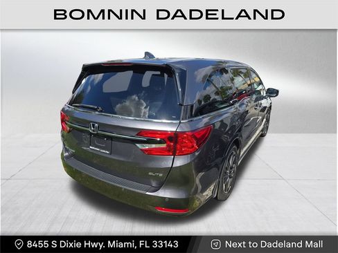 Used 2022 Honda Odyssey Elite image 4