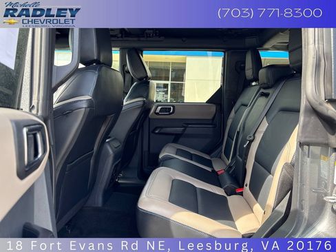 Used 2024 Ford Bronco Wildtrak AWD/4WD image 25