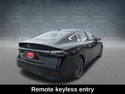 Used 2026 Nissan Sentra SV w/ Floor Mat Package FWD image 5