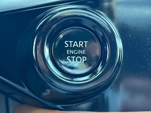 New 2026 Nissan Pathfinder Platinum image 29