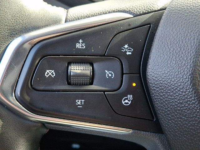 Used 2024 Chevrolet TrailBlazer LT w/ LT Cold Weather Package AWD/4WD image 20