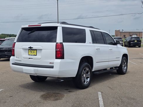 Used 2020 Chevrolet Suburban LT AWD/4WD image 5