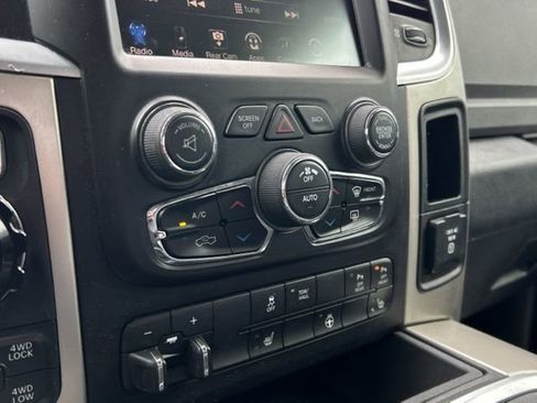 Used 2016 RAM 1500 Big Horn AWD/4WD image 40