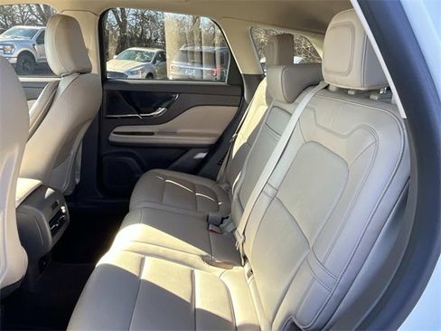 Used 2022 Lincoln Corsair FWD w/ Equipment Group 101A image 21