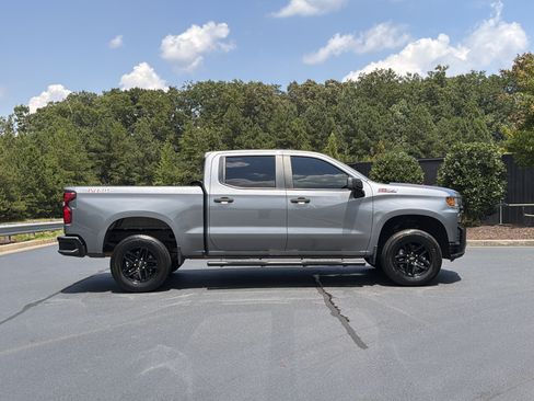 Used 2021 Chevrolet Silverado 1500 Custom Trail Boss AWD/4WD image 5