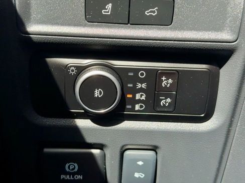 Used 2024 Ford Expedition Limited AWD/4WD image 28