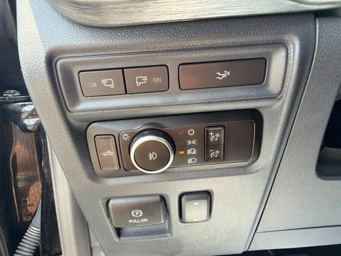 Used 2023 Ford F150 Lariat AWD/4WD image 80