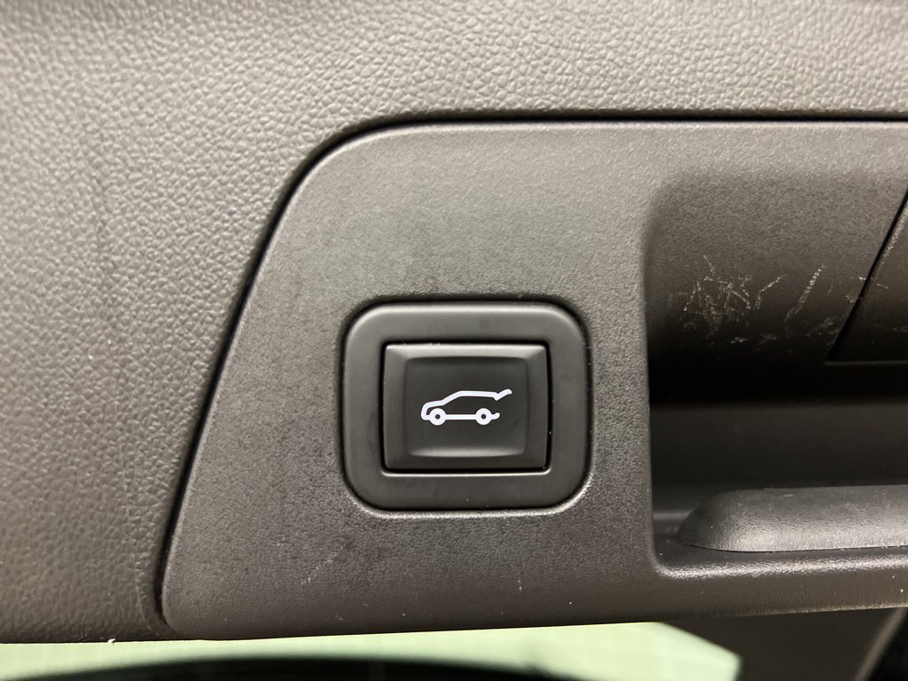 Certified 2023 Buick Envision Essence AWD/4WD image 8