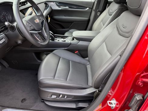 New 2025 Cadillac XT5 Premium Luxury w/ Technology Package image 11