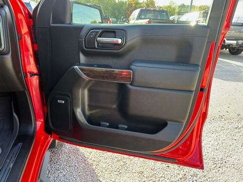 Used 2022 GMC Sierra 1500 Elevation image 19