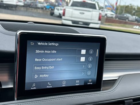 Used 2022 Lincoln Corsair FWD w/ Equipment Group 101A image 36