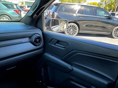 Certified 2024 Chevrolet Colorado W/T w/ Advanced Trailering Package image 16