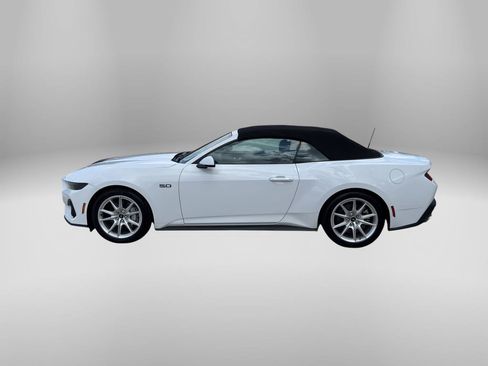 Used 2025 Ford Mustang GT Premium RWD image 14