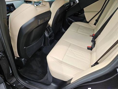 Used 2026 BMW X3 xDrive30i w/ Convenience Package AWD/4WD image 16