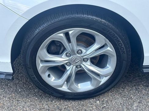 Used 2023 Honda Accord LX image 2