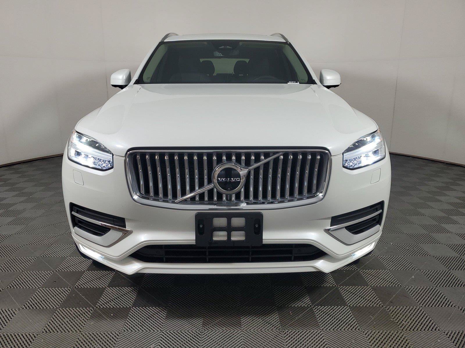 Used 2024 Volvo XC90 B6 Plus w/ Protection Package AWD/4WD image 2