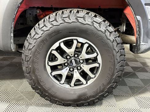 Used 2023 Ford F150 Raptor image 32