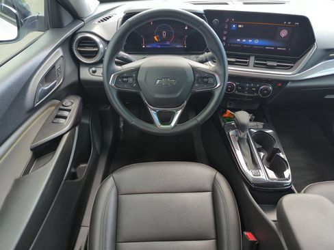 Used 2024 Chevrolet Trax ACTIV w/ Driver Confidence Package FWD image 14