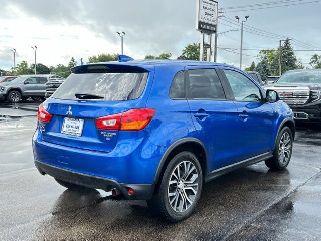 Used 2017 Mitsubishi Outlander Sport SE FWD image 11