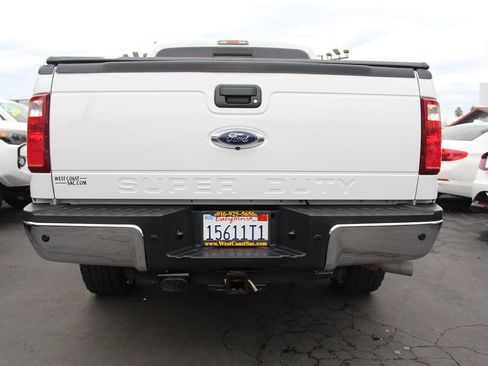 Used 2014 Ford F250 Lariat w/ Lariat Interior Package image 18