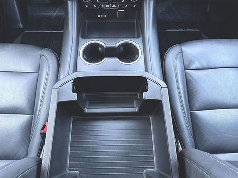 Used 2021 Chevrolet Tahoe Z71 w/ Luxury Package image 35