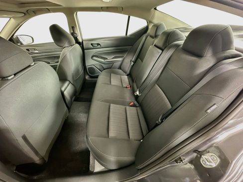 Used 2024 Nissan Altima 2.5 SV w/ SV Premium Package FWD image 27