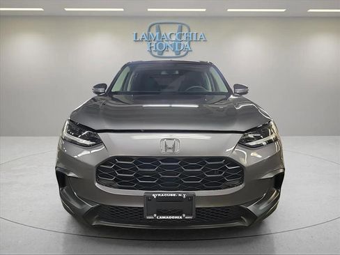 Used 2025 Honda HR-V LX image 8