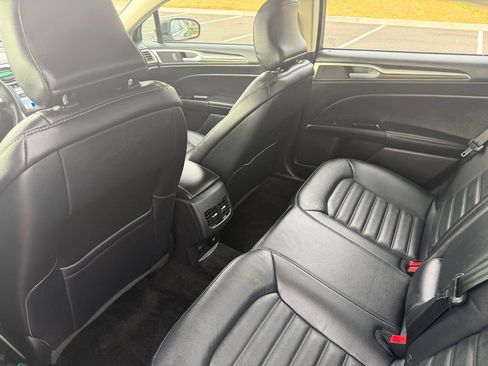 Used 2018 Ford Fusion Energi SE FWD image 14