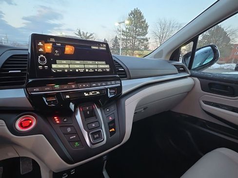 Used 2025 Honda Odyssey EX-L image 20