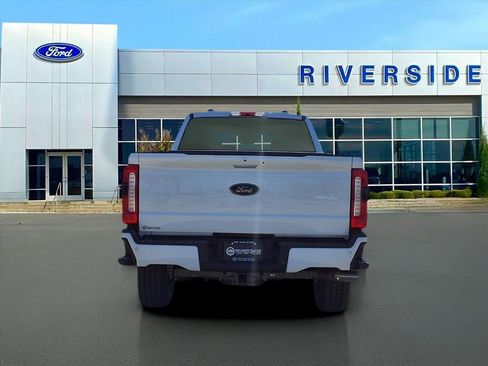 New 2026 Ford F250 XLT w/ XLT Premium Package image 5