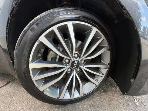 Used 2019 Kia Stinger RWD image 57