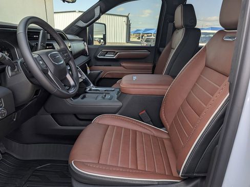 New 2026 GMC Sierra 2500 Denali Ultimate AWD/4WD image 25