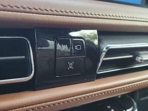 Certified 2022 Lincoln Nautilus Reserve FWD image 27