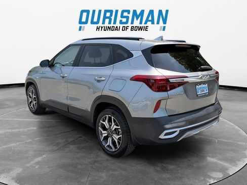 Used 2023 Kia Seltos EX AWD/4WD image 4