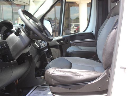 Used 2023 RAM ProMaster 2500 FWD image 23