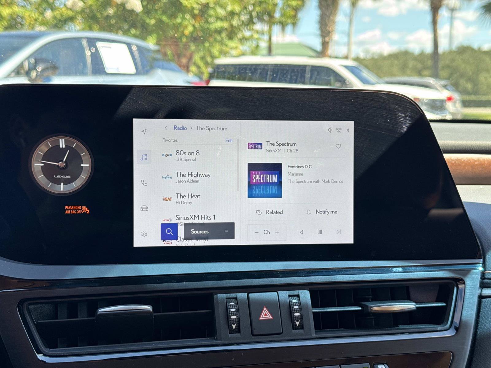 Certified 2025 Lexus ES 350 w/ Premium Package FWD image 23