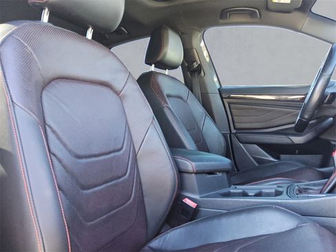 Used 2022 Volkswagen Jetta GLI Autobahn w/ GLI Black Package image 30