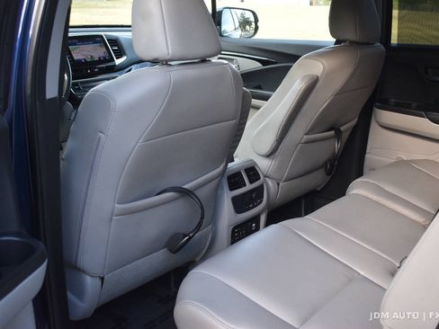 Used 2016 Honda Pilot Touring image 17