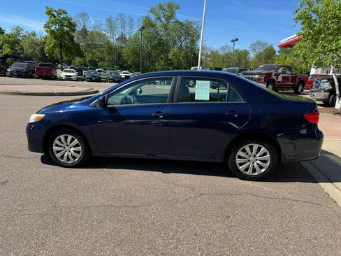 Used 2013 Toyota Corolla LE FWD image 4
