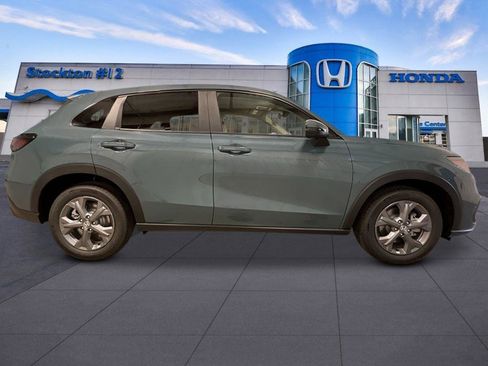 New 2026 Honda HR-V LX image 7