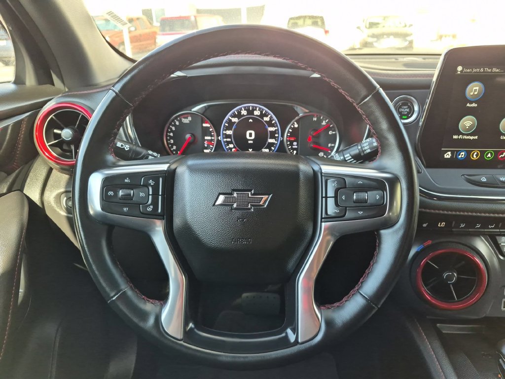 Used 2025 Chevrolet Blazer RS FWD image 23
